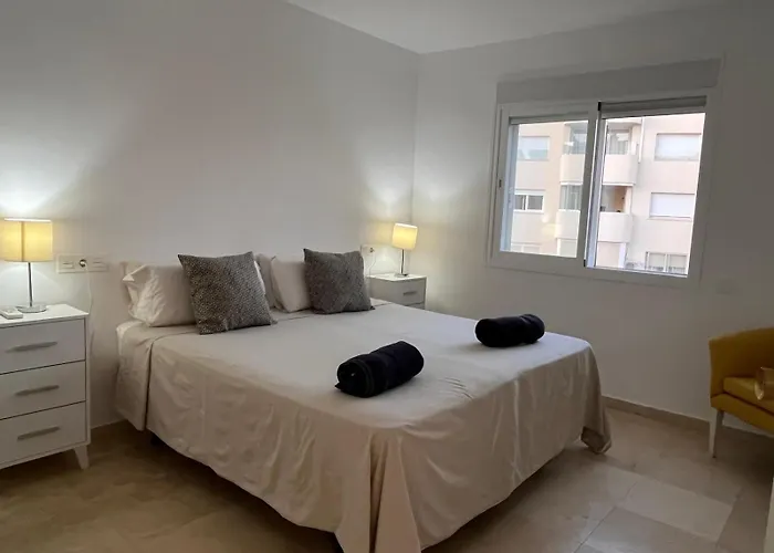 Modern, Location 2 Bedroom, Sea View شقة *